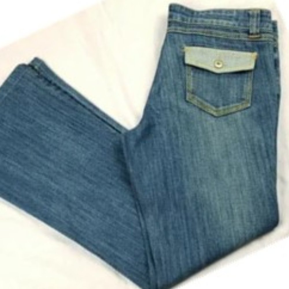 dELiA*s Medium Wash - w Light Wash Details - Mid-Rise Bootcut Denim Jeans; Sz 13